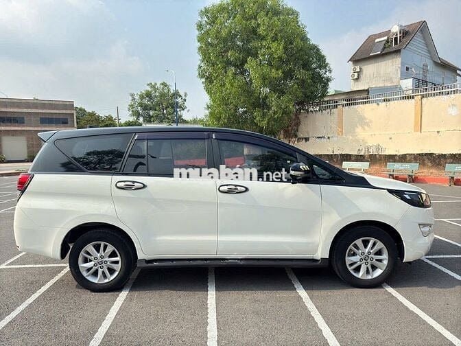 Toyota Innova 2019 2.0E - 86000 km