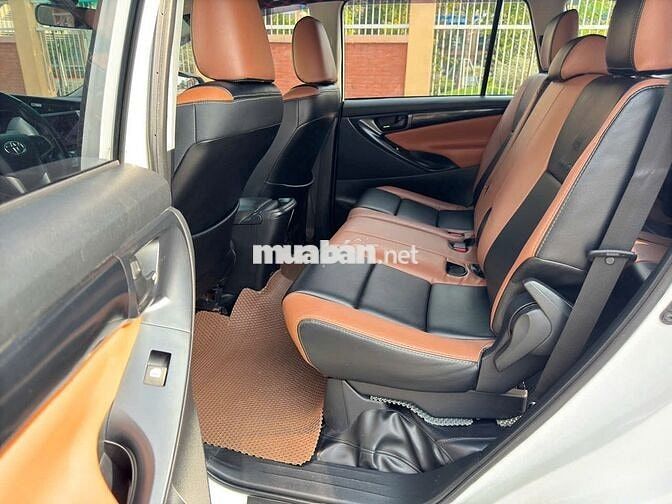 Toyota Innova 2019 2.0E - 86000 km