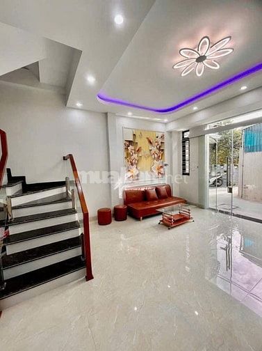 Chỉ với 3.56 tỷ sở hữu nhà 2 lầu trung tâm Quận 3 – Hẻm sạch, sổ riêng