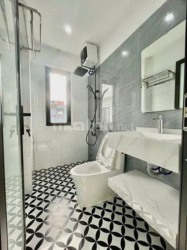 Chỉ với 3.56 tỷ sở hữu nhà 2 lầu trung tâm Quận 3 – Hẻm sạch, sổ riêng