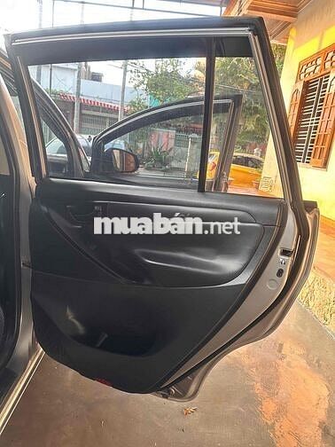 Toyota Innova 2019 2.0E - 150000 km