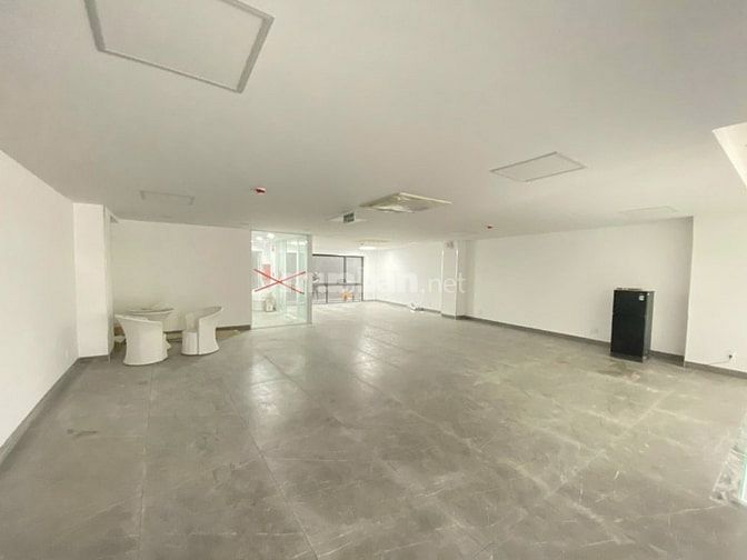  CHO THUÊ MB ĐẸP NGANG 6m–VỊ TRÍ VÀNG QUẬN 1 – GIÁ CHỈ 40 TRIỆU/THÁNG