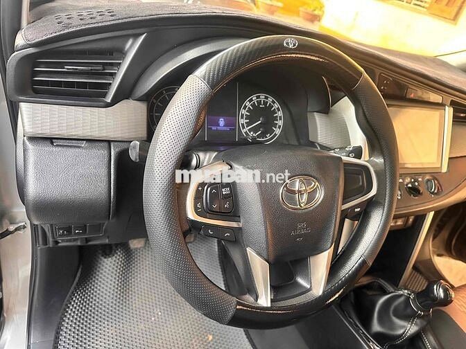 Toyota Innova 2019 2.0E - 150000 km