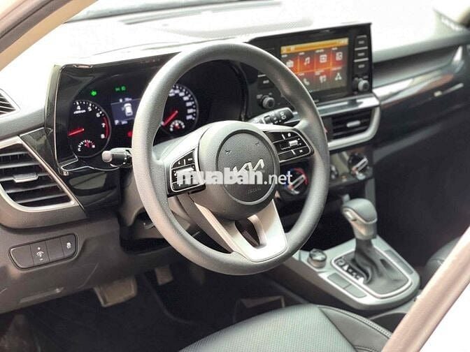 Kia Seltos 2023 1.4 Turbo Deluxe 25000 km một chủ