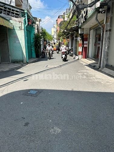NHÀ LÔ GÓC HXH, 60M² 4 TẦNG 4PN,CMT8, P4, TÂN BÌNH – HƠN 10 TỶ