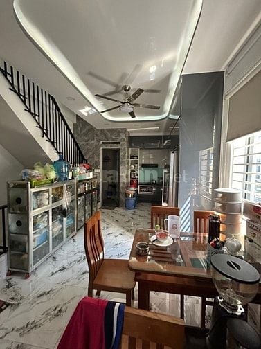 NHÀ LÔ GÓC HXH, 60M² 4 TẦNG 4PN,CMT8, P4, TÂN BÌNH – HƠN 10 TỶ