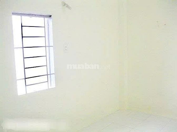 Phòng trọ 40m2 Ng V Khối, bếp WC riêng, gác suốt trần cao,ở ngay được