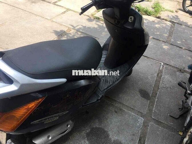 Xe ga cho mọi người đi chơi lễ dàn áo đẹp zin
