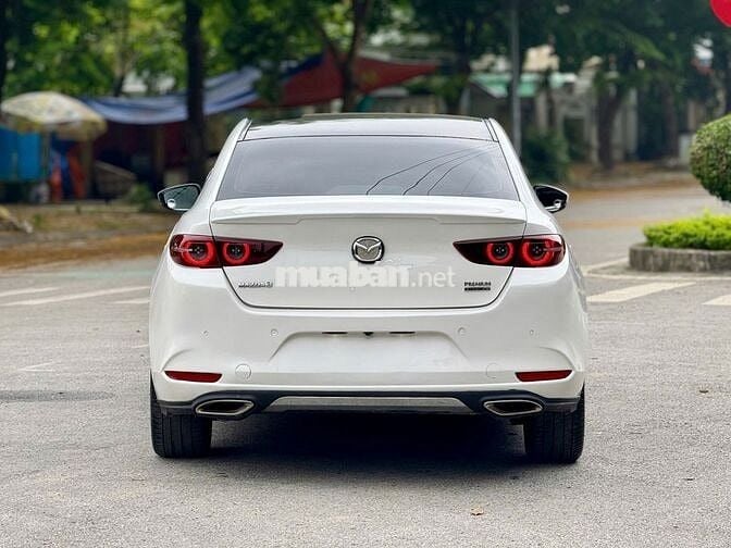 Mazda 3 1.5L Premium Model 2020 - 68000 km
