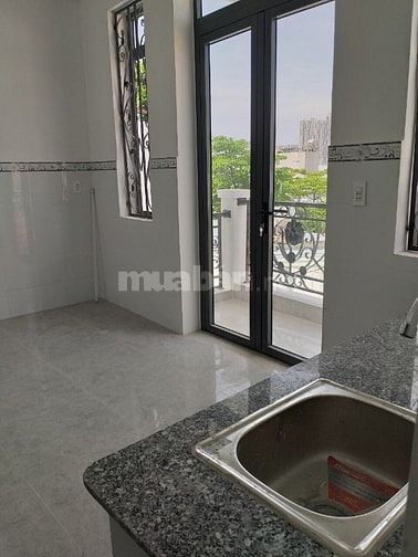 Phòng mới xây, 4,5 triệu Nguyễn Duy Trinh, Q2