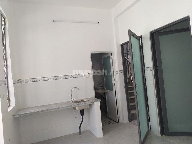Phòng mới xây, 4,5 triệu Nguyễn Duy Trinh, Q2