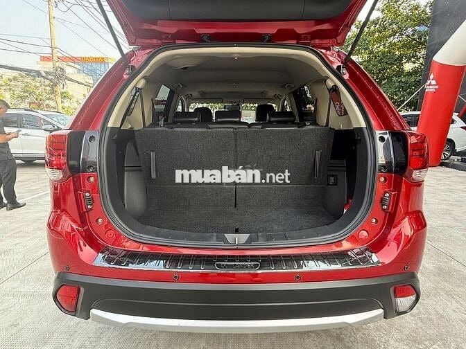 Mitsubishi Outlander CVT 2019 Đỏ - Odo 37.619 km