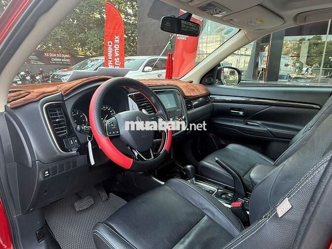 Mitsubishi Outlander CVT 2019 Đỏ - Odo 37.619 km