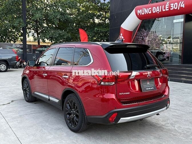 Mitsubishi Outlander CVT 2019 Đỏ - Odo 37.619 km