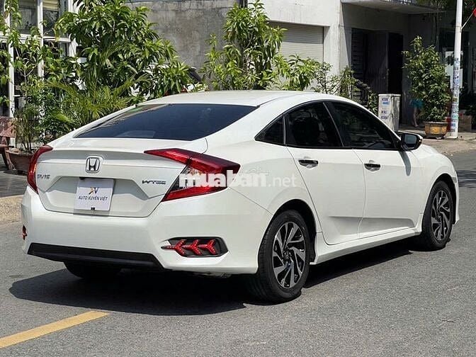 Honda Civic 1.8 E 2018 Một Chủ Đẹp Như Mới