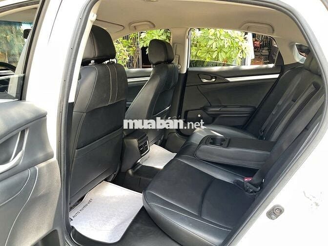 Honda Civic 1.8 E 2018 Một Chủ Đẹp Như Mới