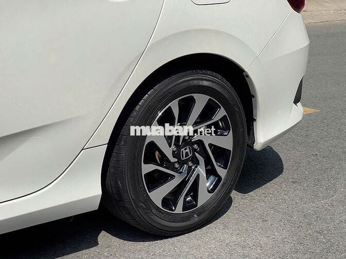 Honda Civic 1.8 E 2018 Một Chủ Đẹp Như Mới