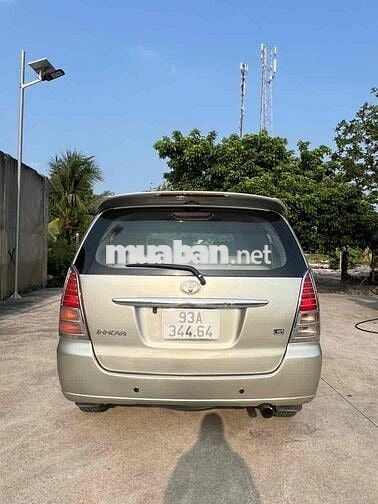 Toyota Innova 2008 G - 90000 km