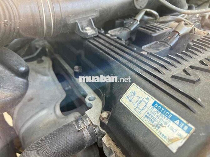Toyota Innova 2008 G - 90000 km