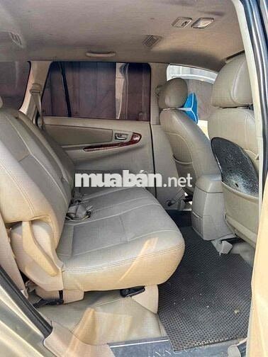 Toyota Innova 2008 G - 90000 km