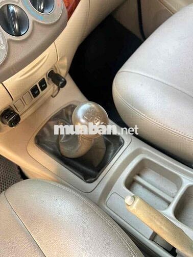Toyota Innova 2008 G - 90000 km