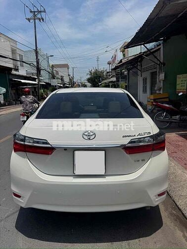 Ông chú đi Mỹ cần bán Toyota Corolla Altis 2019
