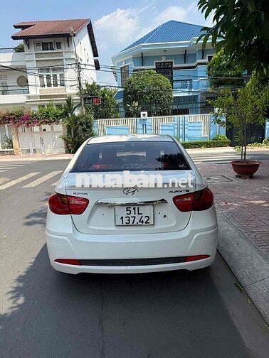 Hyundai Avante 1.6 số sàn đời cuối 2013
