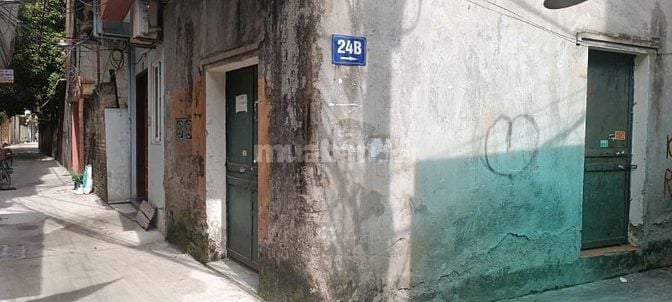 Bán nhà chính chủ gần công viên Hòa Bình và đại sứ quán Hàn Quốc