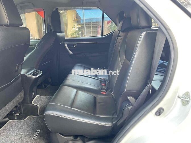 Toyota Fortuner 2022 2.4 4x2 AT - 33000 km