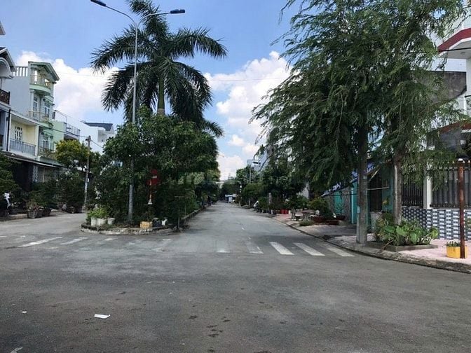 Bán nhà mặt tiền xã Tân Kiên, Bình Chánh, HCM