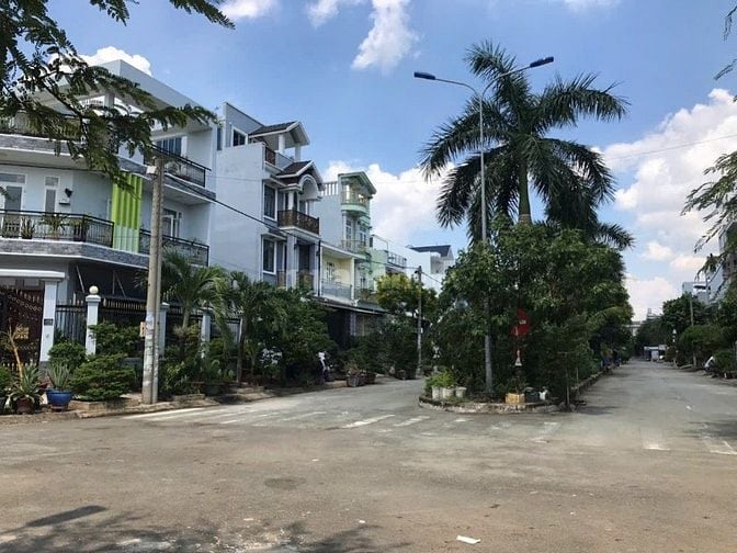 Bán nhà mặt tiền xã Tân Kiên, Bình Chánh, HCM