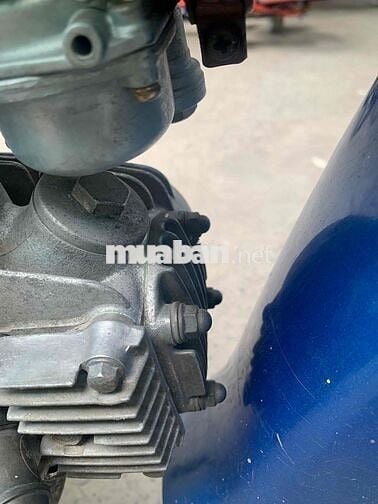 Xe alpha lốc đen 2002