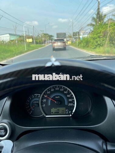 Mitsubishi Mirage 2013 1.2 - 125000 km