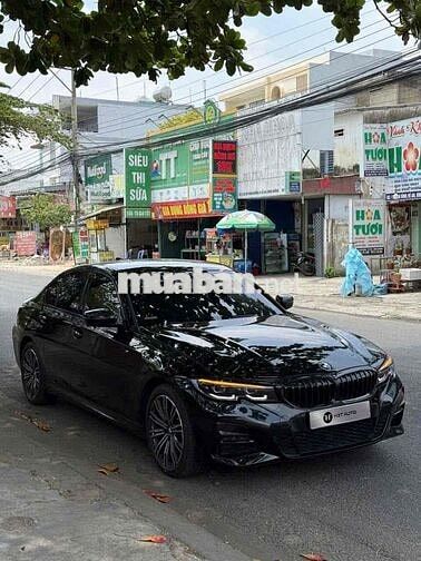 BMW 3 Series 2021 320i M Sport - 31000 km