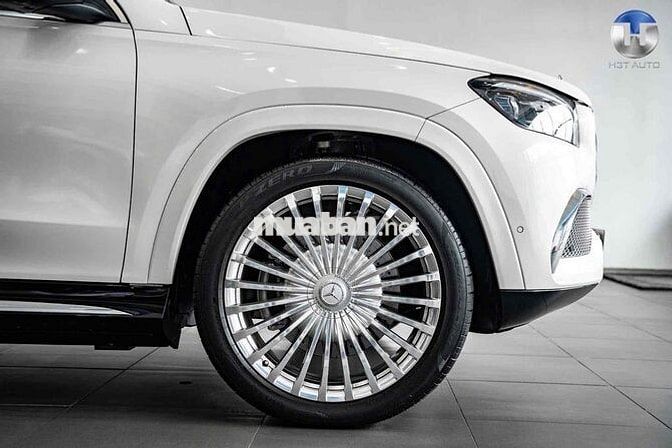 Mercedes Benz GLC Class 2022 - 10000 km