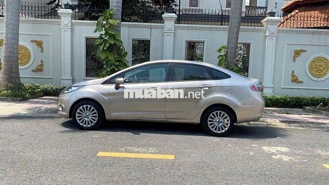 Ford Fiesta 2011 - 81000 km tìm đối thủ cùng đời