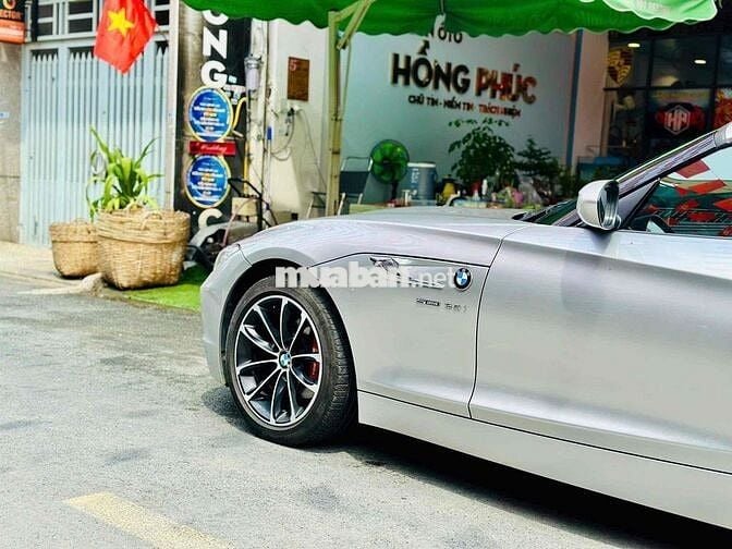 BMW Z4 sDrive20i Roadster Model 2015