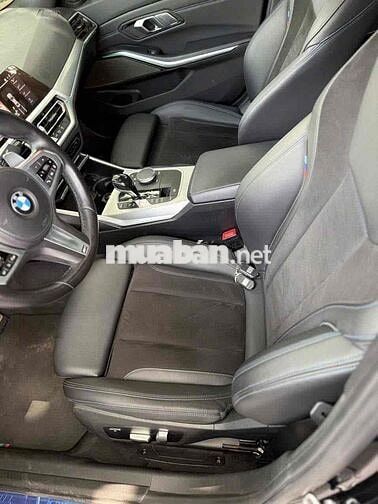 BMW 3 Series 2021 320i M Sport - 31000 km