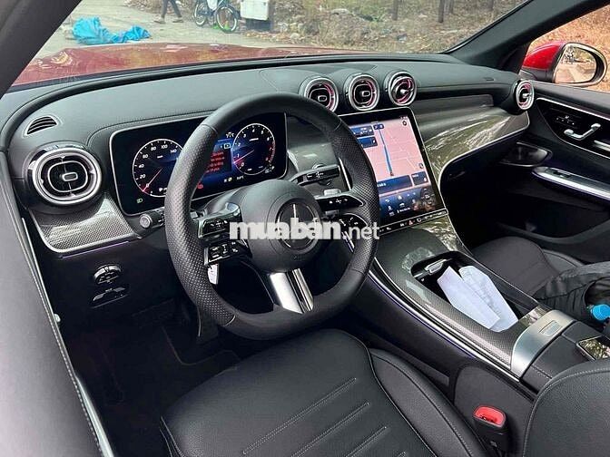 Mercedes Benz GLC 2023 GLC 300 - 12000 km