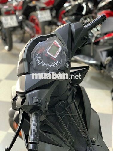 Winner v1 đời 2017 kiểng, máy zin thì thầm êm ái.