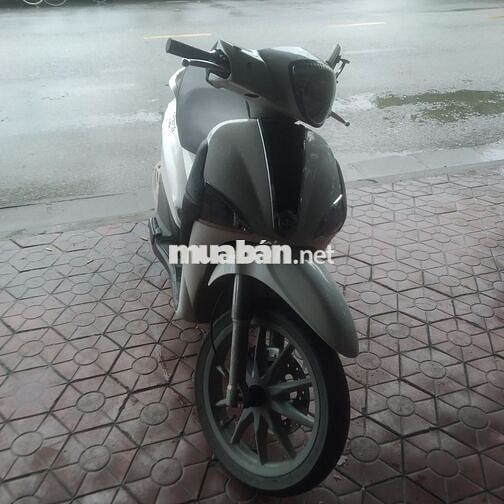 Cần bán em liberty ie 125 trắng giá 7.8t