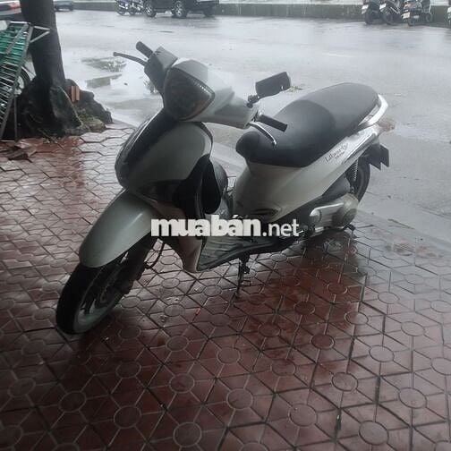 Cần bán em liberty ie 125 trắng giá 7.8t
