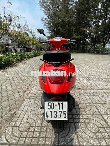 Vespa giá sập sàn