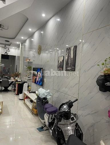 Nhà mặt tiền đường Trịnh Như Khuê