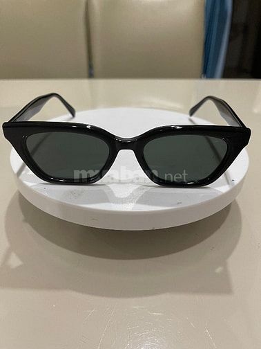 Kính mát Gentle Monster - bản Hue