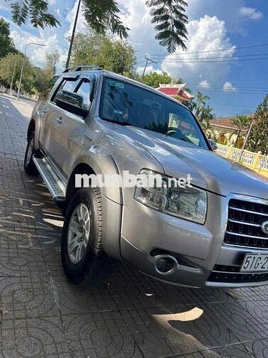 Ford Everest 2008 máy dầu 7 chỗ