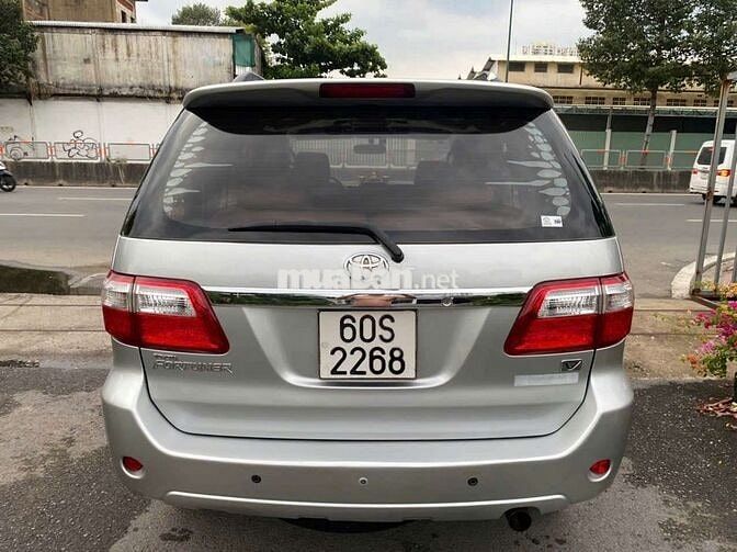 Toyota Fortuner 2009 2.7V mot doi chu