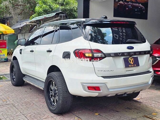 Ford Everest 2016 Titanium 2.2L AT 4x2 - 72000 km