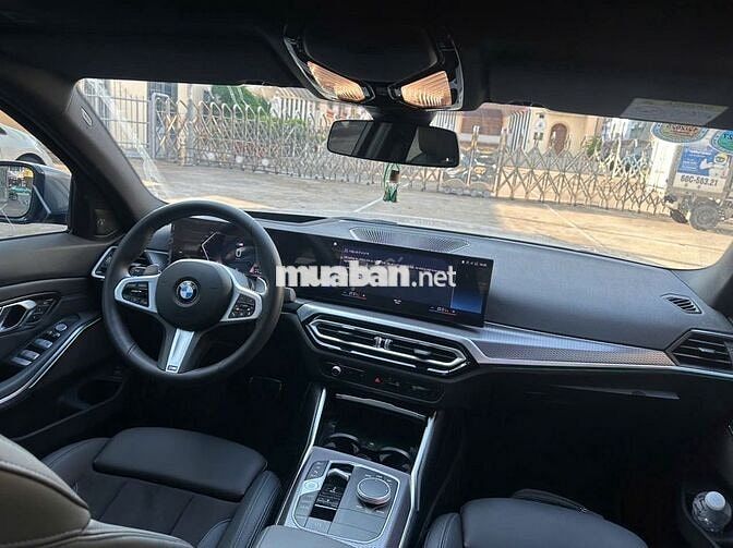 BMW 330i 2025 MSport siêu lướt 5000 km như mới 99%