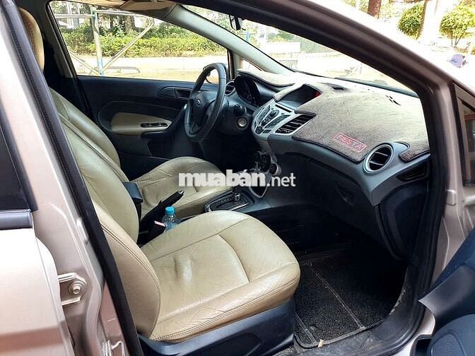 Ford Fiesta 2011 1.6 AT Sedan Xe Rin